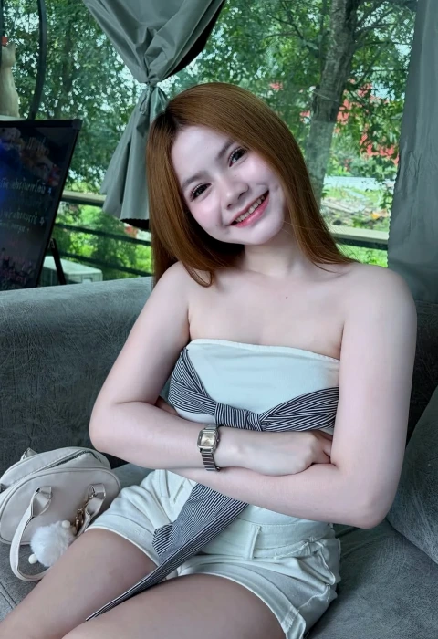Sintia photo 1, asian, slim, brunette, 160 cm, 56 kg, Medium bust, Hong Kong