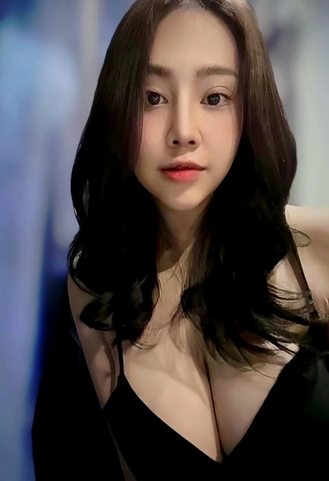 Naturalboobsbusty photo 1, asian, petite, brunette, 160 cm, 52 kg, Medium bust, Hong Kong