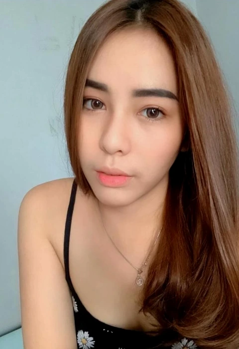 Mylah photo 1, asian, curvy, brunette, 165 cm, 55 kg, Large bust, Hong Kong