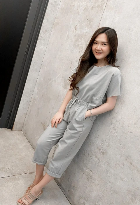 Alena photo 1, asian, busty, brunette, 160 cm, 55 kg, Large bust, Hong Kong