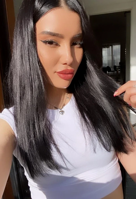 Yildizce photo 1, middle eastern, average, black hair, 175 cm, 60 kg, Large bust, Hong Kong