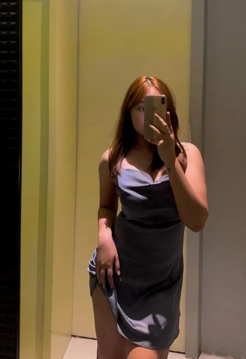 Melly photo 1, asian, slim, black hair, 155 cm, 55 kg, Large bust, Hong Kong