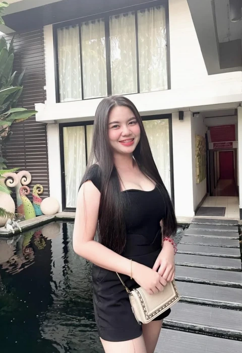 Mayya photo 1, asian, petite, black hair, 160 cm, 48 kg, Large bust, Hong Kong