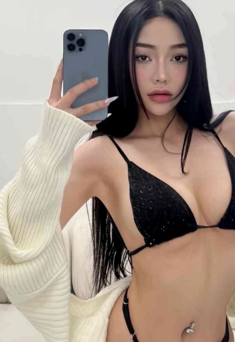 Mabel photo 1, asian, petite, black hair, 165 cm, 48 kg, Small bust, Hong Kong